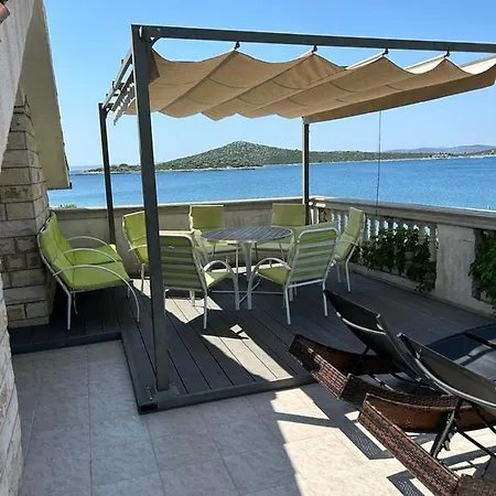 House Val * Pašman