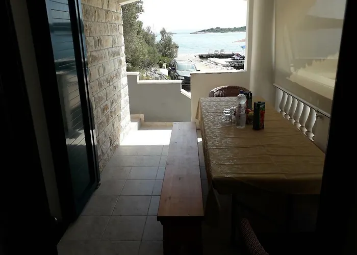 House Val Пашман