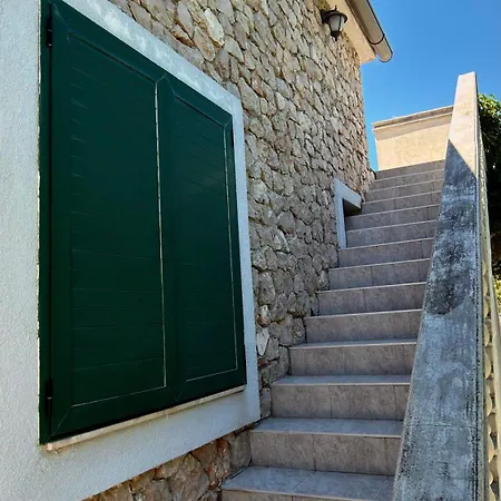 House Val * Pašman